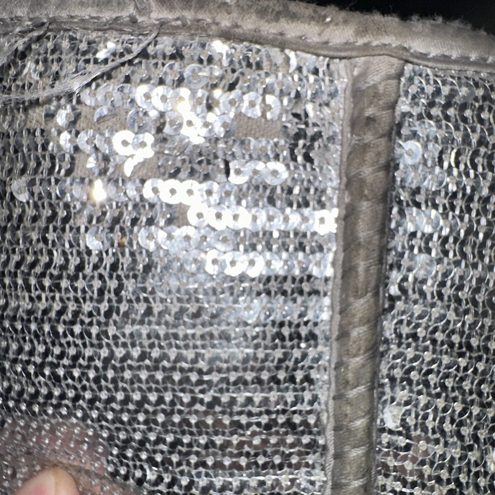 VINTAGE RARE UGG AUSTRALIA SILVER SEQUINS WOMENS SZ 6 - Picture 3 of 8
